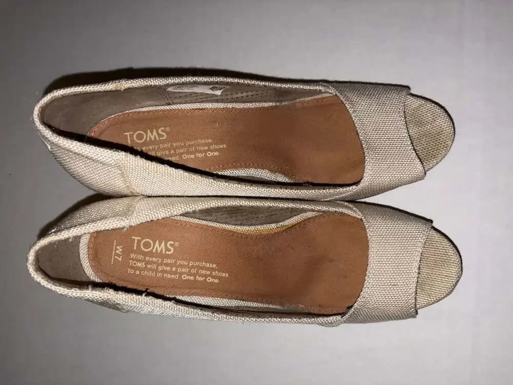 TOMS Women's Open-Toe Cork Wedge Heel Sandals in Off-White Canvas